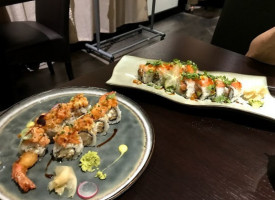 Sushi Miyabi food