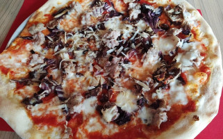 Giotta Pizza Xxl E Tanta Birra food