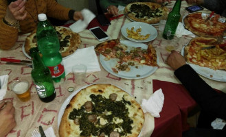 Pizzeria Ciro Sessa food