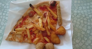 Pizza Snack Le Fontanelle food