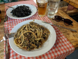 Osteria Mangia E Bevi food