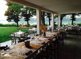 La Finestra Sul Po Osteria inside