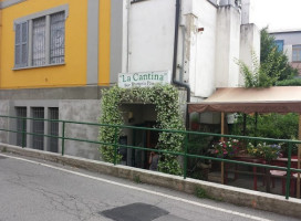 La Cantina inside