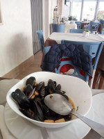 Lo Scoglio food