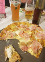 Pizzeria Comparsa food