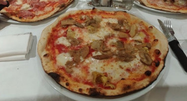 Pizzeria Alle Rose food