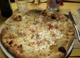 I Cento Passi Officina Di Pizza food