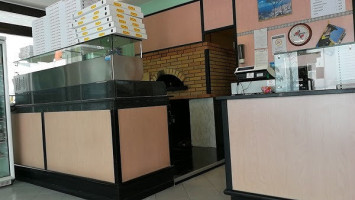 Punto Pizza food