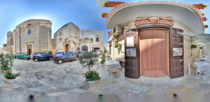 Taverna Del Castello Di Cretì P. Pietro outside