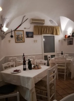 Taverna Del Castello Di Cretì P. Pietro food