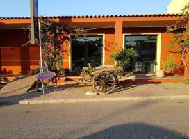 La Botte Pub Birreria outside