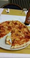 Pizzeria Il Vesuvio food