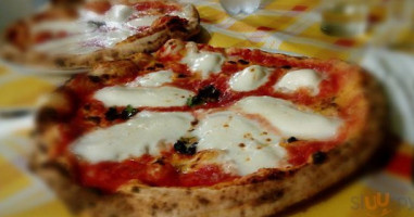 Pizzeria Bonella food