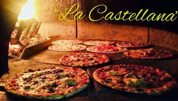 Pizzeria La Castellana food