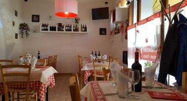 Pizzeria San Francesco food