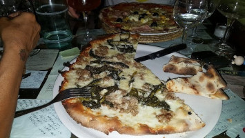 Pizzeria Mille Matti food