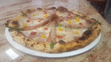 Pizzeria Del Centro food