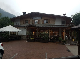 Pizzeria Campeggio Al Lago outside