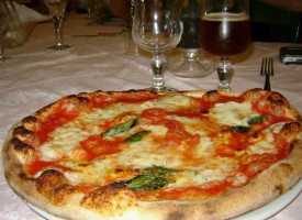 Pizzeria Nuova Dei Monaci food