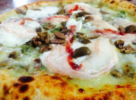 Pizzeria Faine'da Carlo food