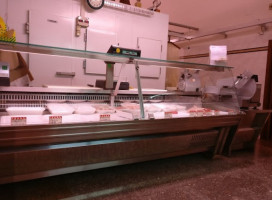 Macelleria Rosticceria Pizzulli inside