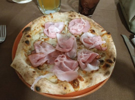 Pizzeria Alla Corte food