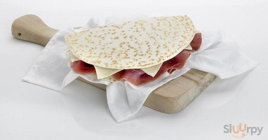 Piadina Ciliegia food