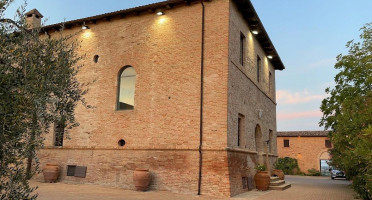 Castello Di Ribano outside