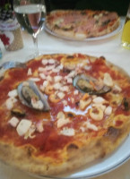 Pizzeria Da Demetrio food