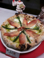 Pizzeria Da Lello food