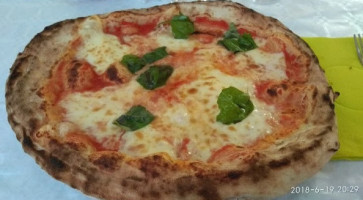 Pizzeria Regina Margherita food