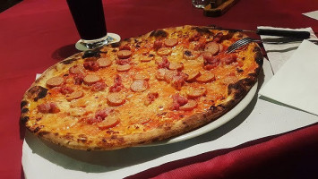 Pizzeria Salin food