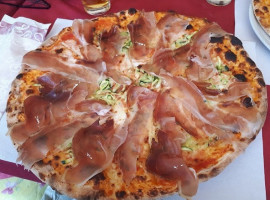 Pizzeria Salin food