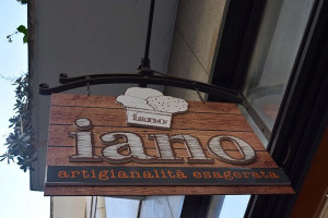 Gelateria Iano outside