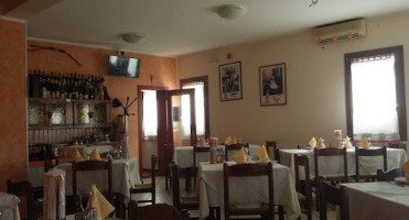 Trattoria Dal Barba inside