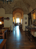 Osteria Straccaganasse inside