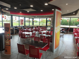 Burger King inside