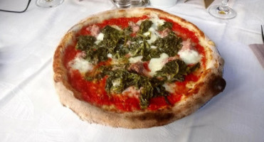 Pizzeria Drago Tre food