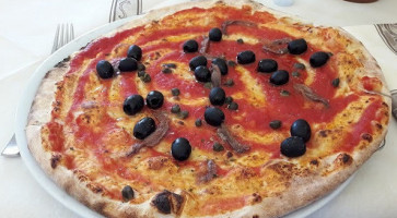 Pizzeria All'isolotto food