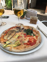 E Pizza Antico Pozzo food