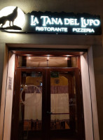 La Tana Del Lupo outside