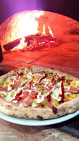 Arte Pizza Di Acquaviva Antonio food