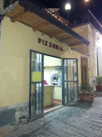 Pizzeria Forno Antico outside