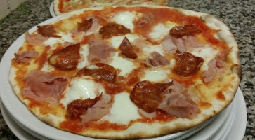 San Martino Pizzeria food