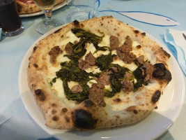 Pizzeria Partenope food