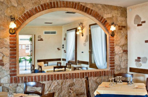 Antica Trattoria Da Nello inside