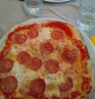 La Pizzateca food