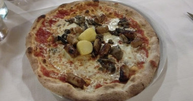 Pizzeria Al Tiglio food