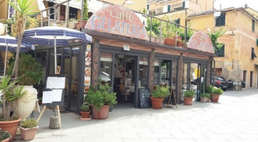 Gelateria Nettuno outside