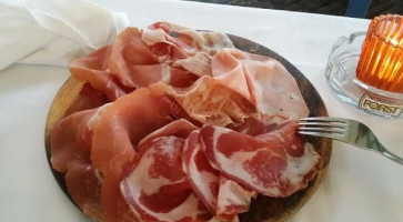 La Trattoria food